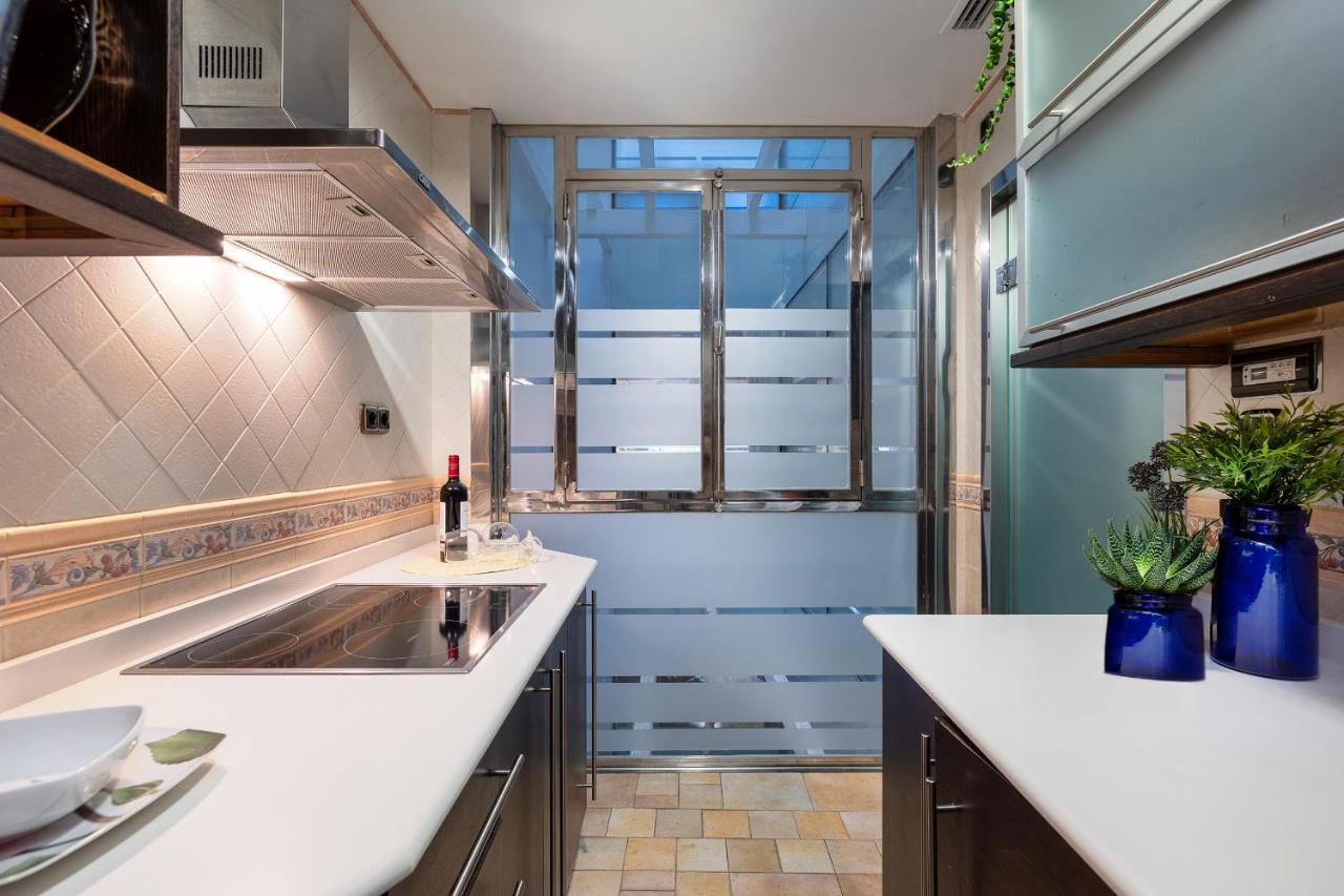 Dreaming Bib Rambla - Free Parking Apartment Granada Luaran gambar