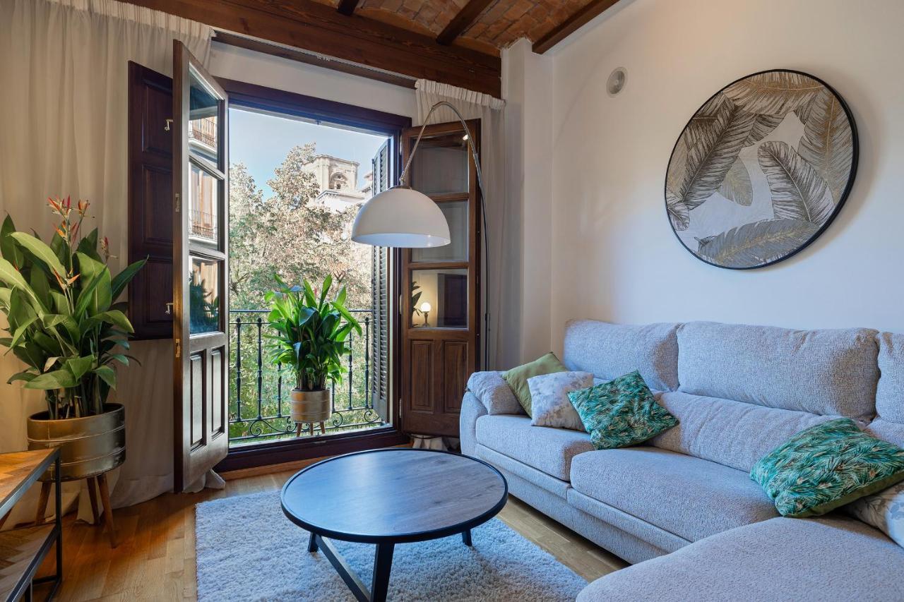 Dreaming Bib Rambla - Free Parking Apartment Granada Luaran gambar