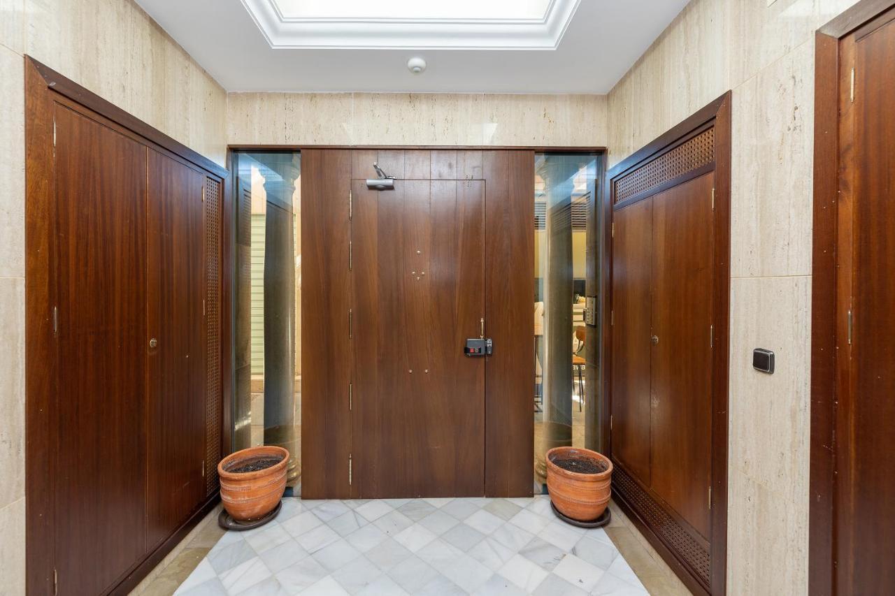 Dreaming Bib Rambla - Free Parking Apartment Granada Luaran gambar