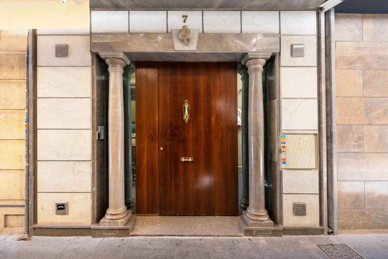 Dreaming Bib Rambla - Free Parking Apartment Granada Luaran gambar
